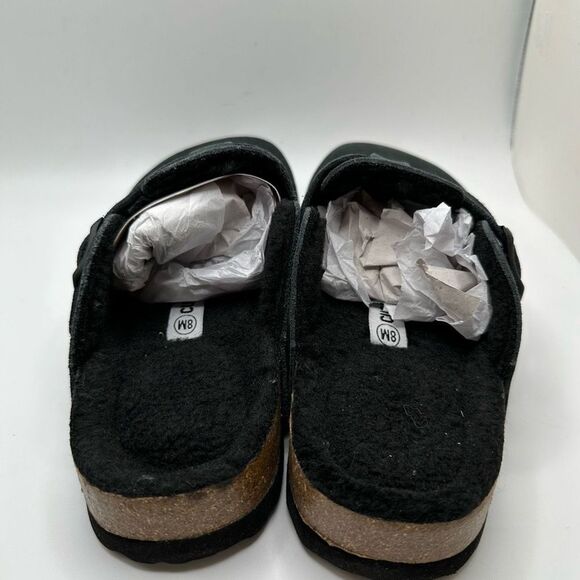 CUSHIONAIRE Women's Cork Footbed Clog with Genuine Leather Upper, Faux Fur Linin - Picture 4 of 7